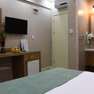 Uitgebreide Kamer met een King Size Bed